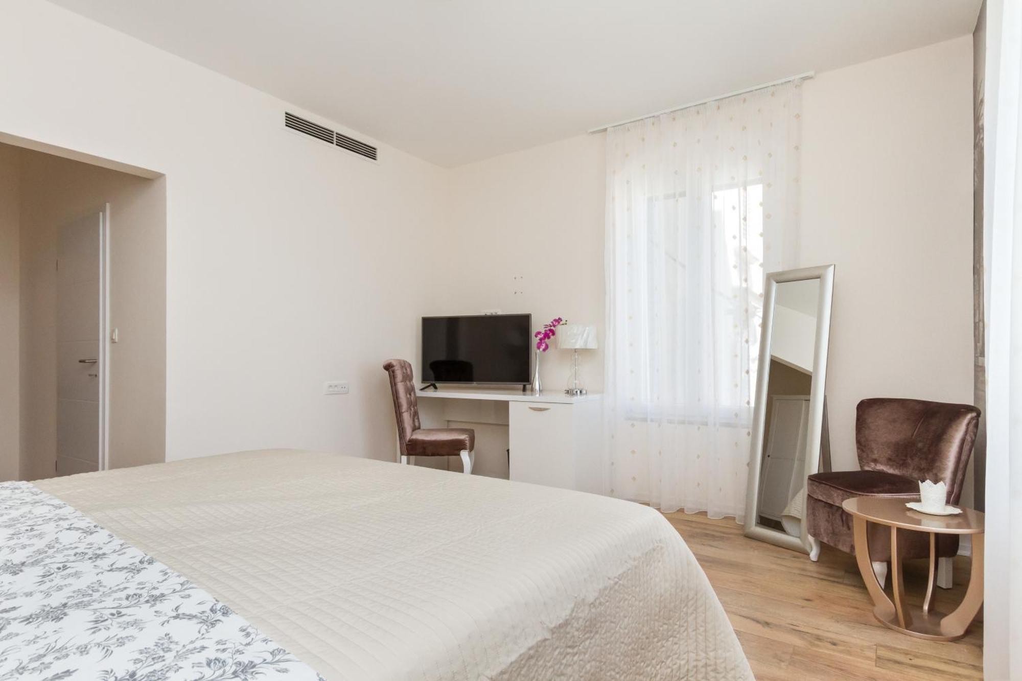 Spalatum Boutique Suites Split Bilik gambar